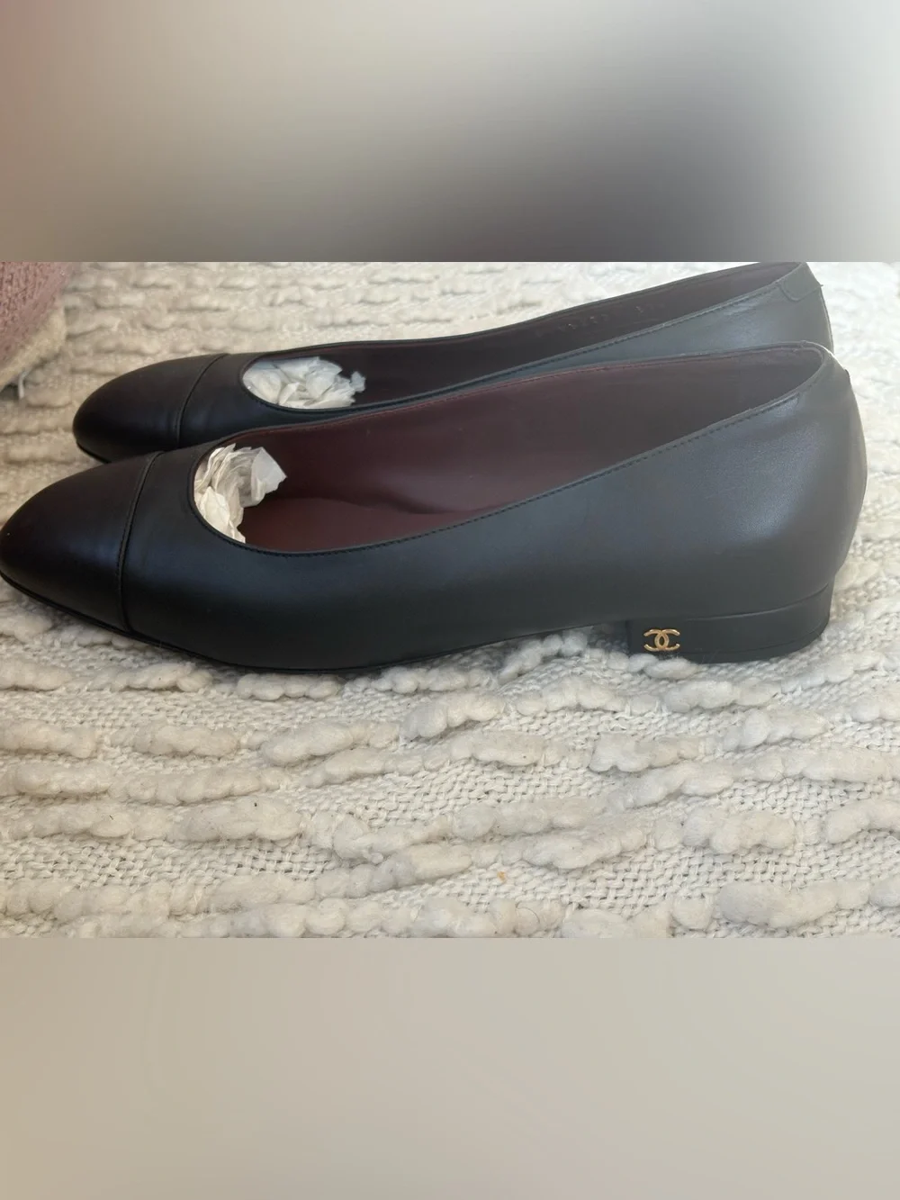 CHANEL Black Leather Ballet Flats with Gold CC Heel Accent
